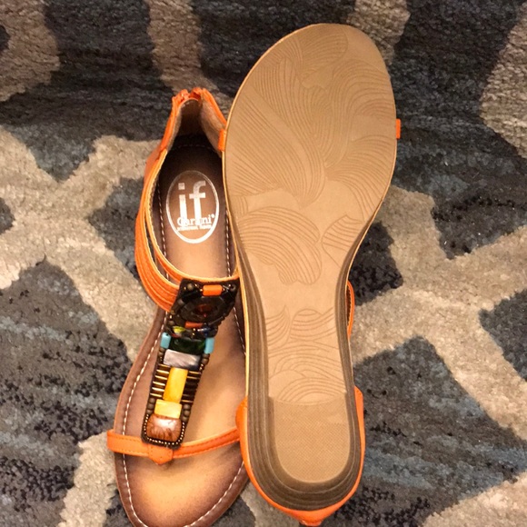 Sandals. - Picture 5 of 5